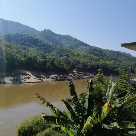 Phoy Lathda Guesthouse Muang Pakbèng Exterior foto