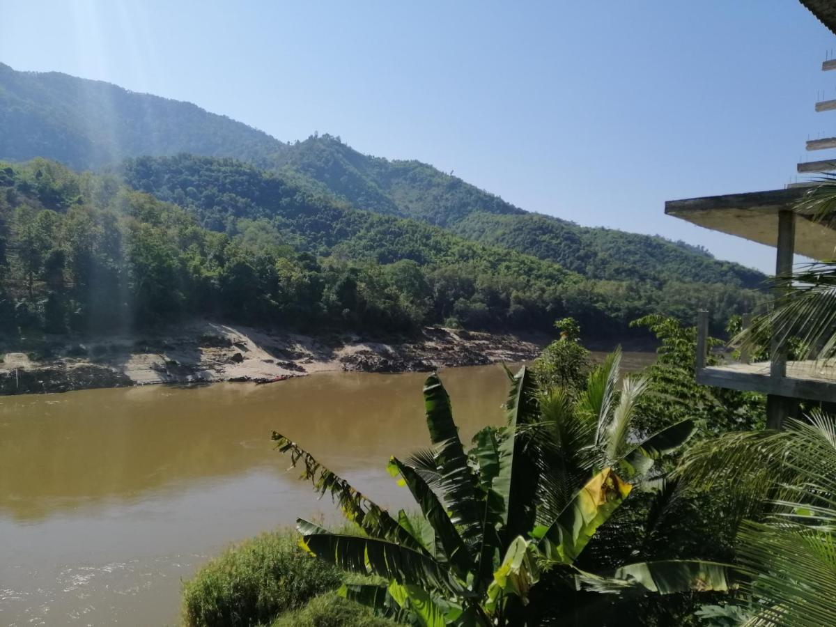 Phoy Lathda Guesthouse Muang Pakbèng Exterior foto